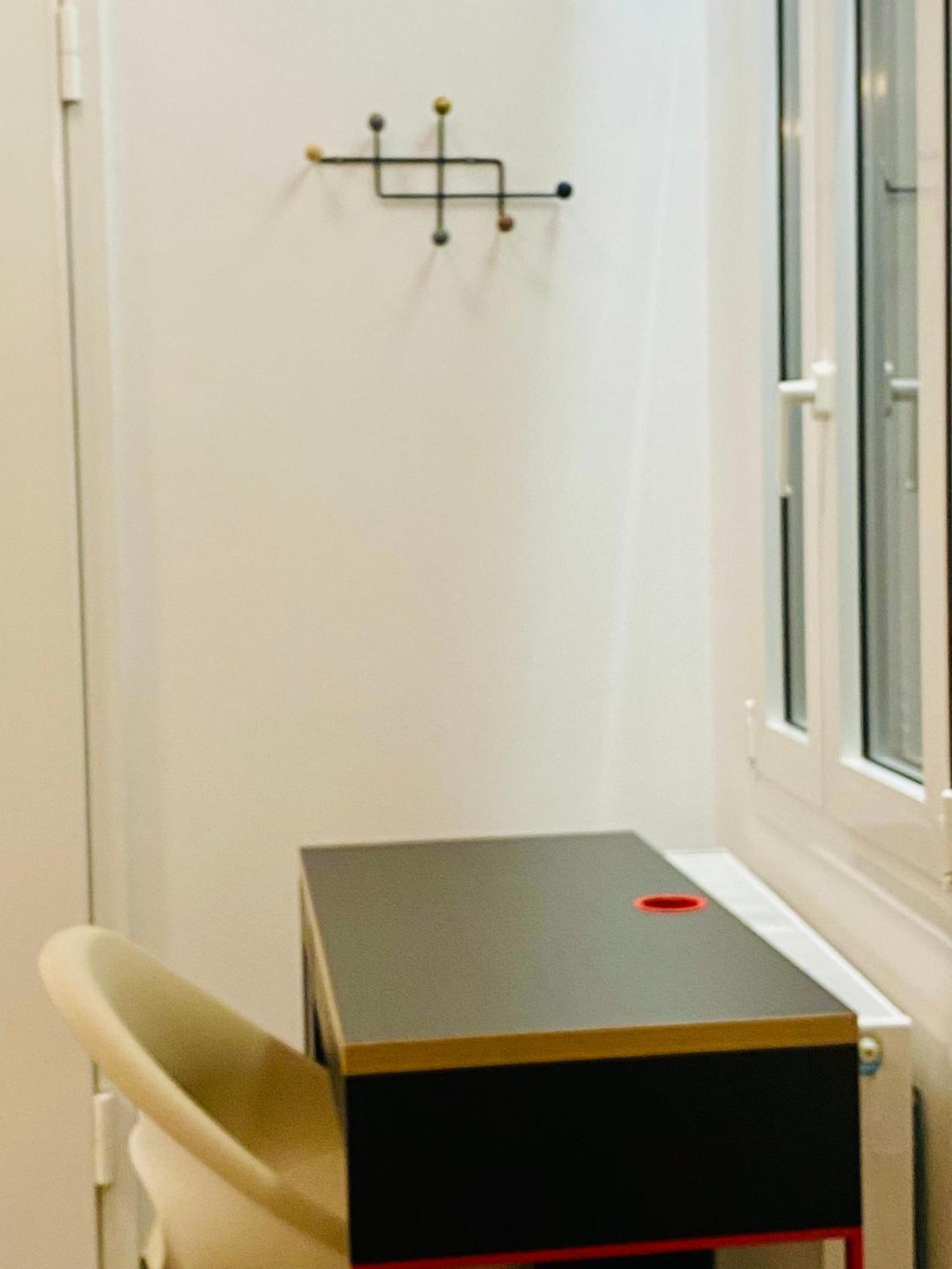 Antinoros Inn, Stylish Apartment,3' To Metro Athens Ngoại thất bức ảnh