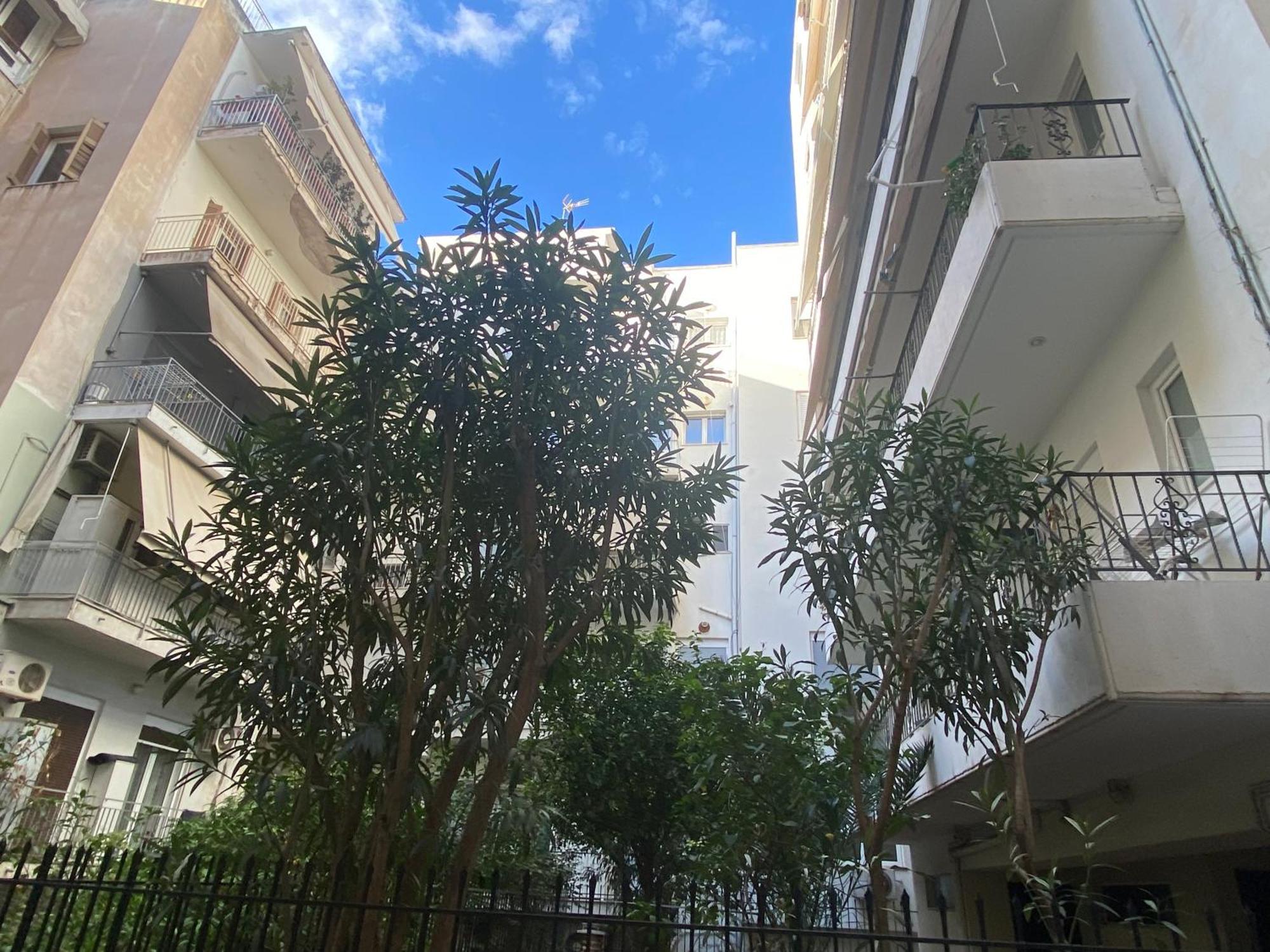 Antinoros Inn, Stylish Apartment,3' To Metro Athens Ngoại thất bức ảnh