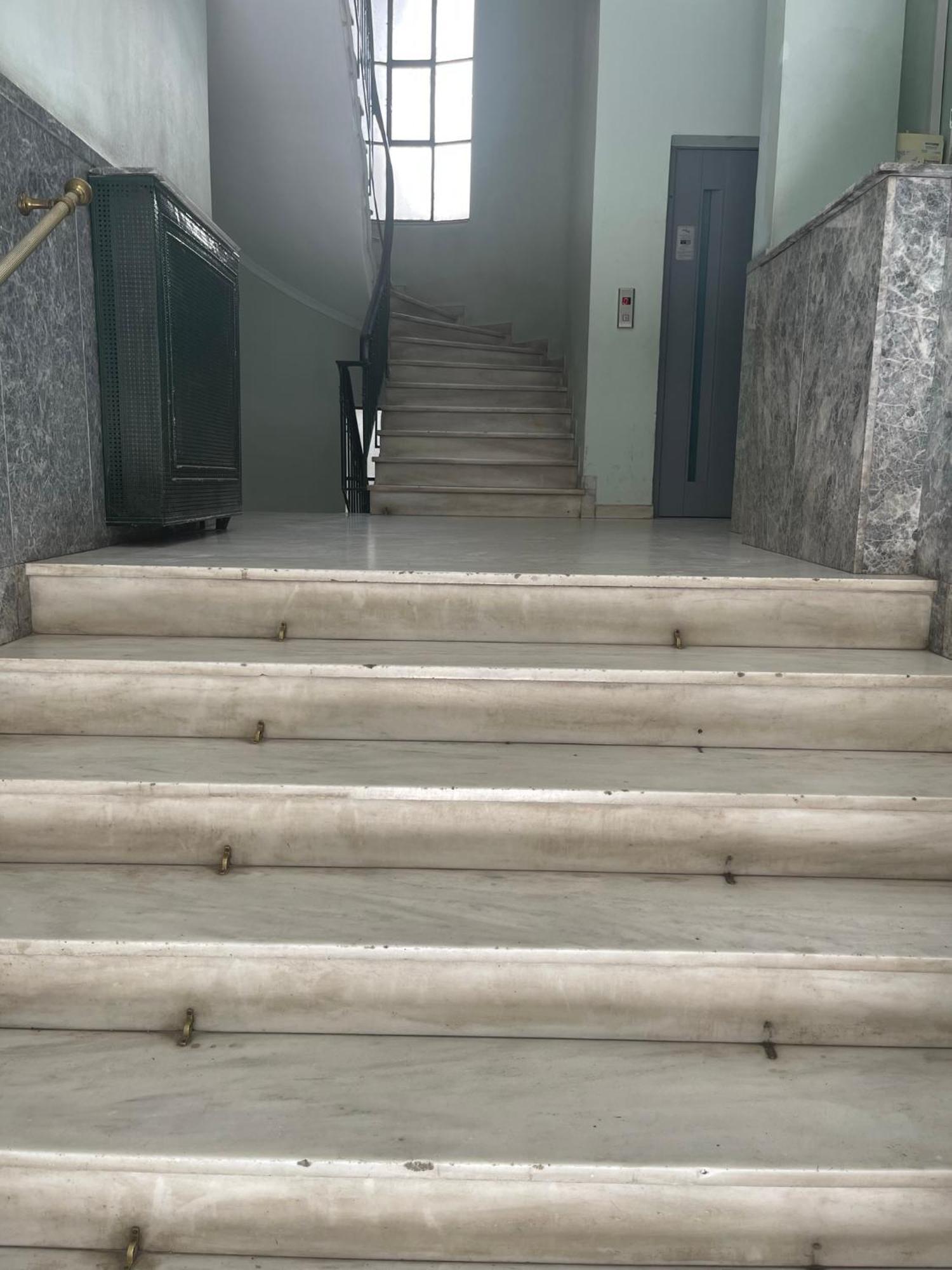 Antinoros Inn, Stylish Apartment,3' To Metro Athens Ngoại thất bức ảnh